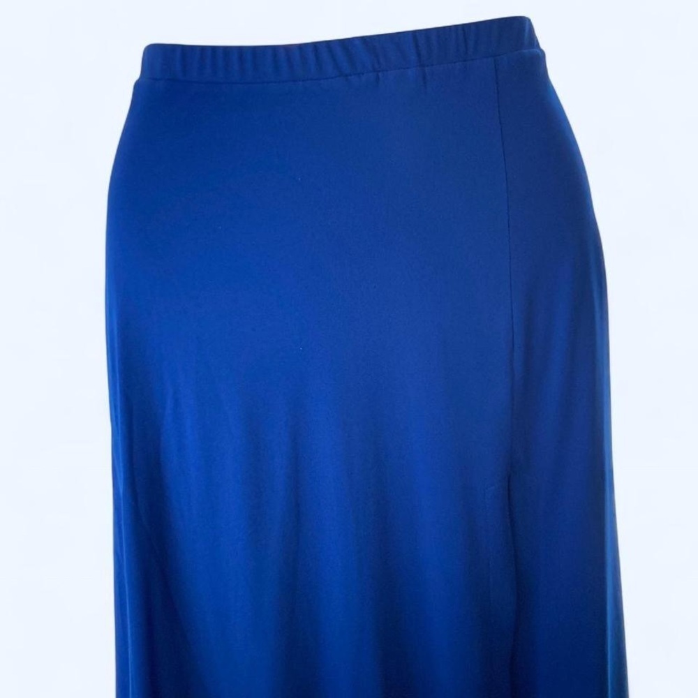 Blue long skirt w elastic waistband inside skirt w sheer bottom Lisa Rinna M